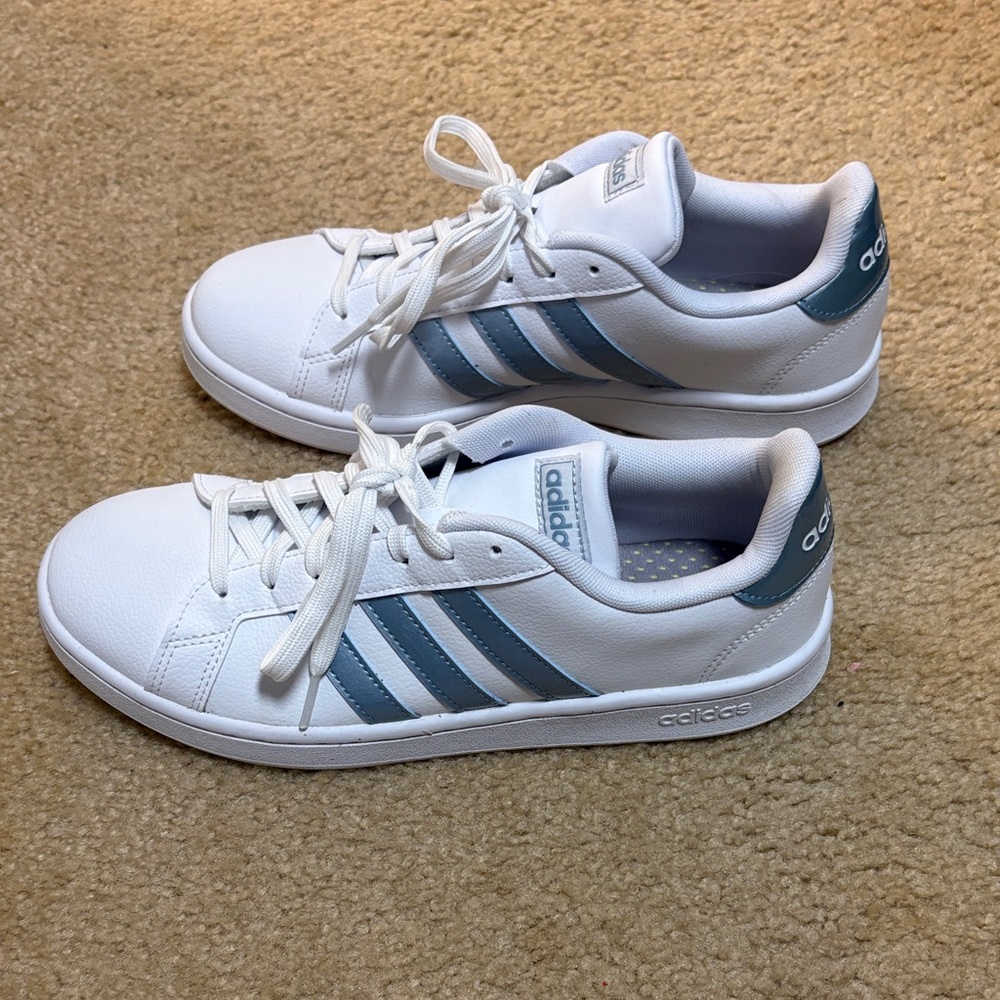Adidas Women's White and Blue Athletic Shoes